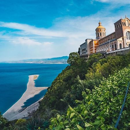 La Casetta Di Simo A Pochi Minuti Dal Mare Falcone Bagian luar foto