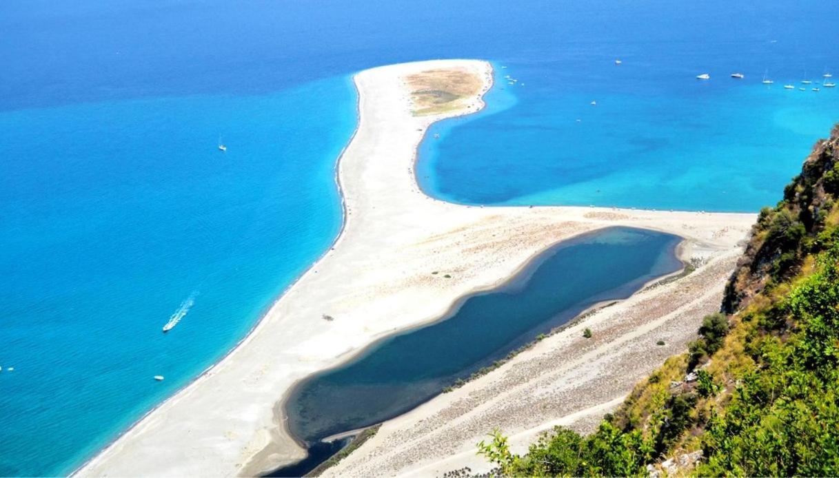 La Casetta Di Simo A Pochi Minuti Dal Mare Falcone Bagian luar foto